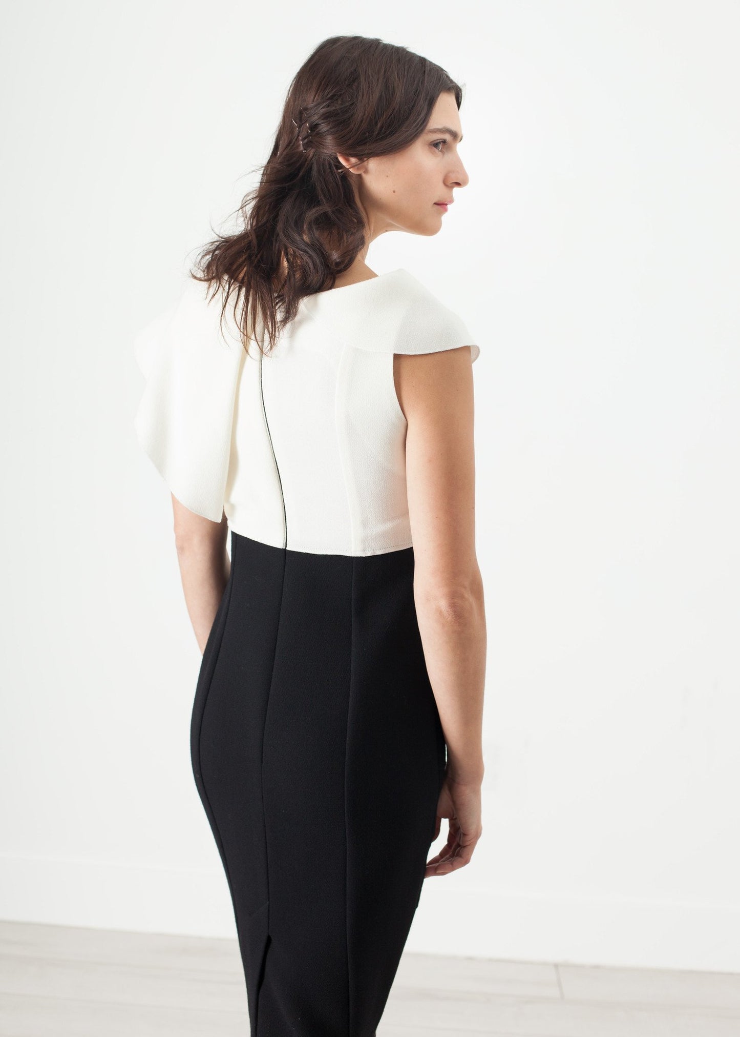 Asymmetric Dress in Cream/Black Bis2